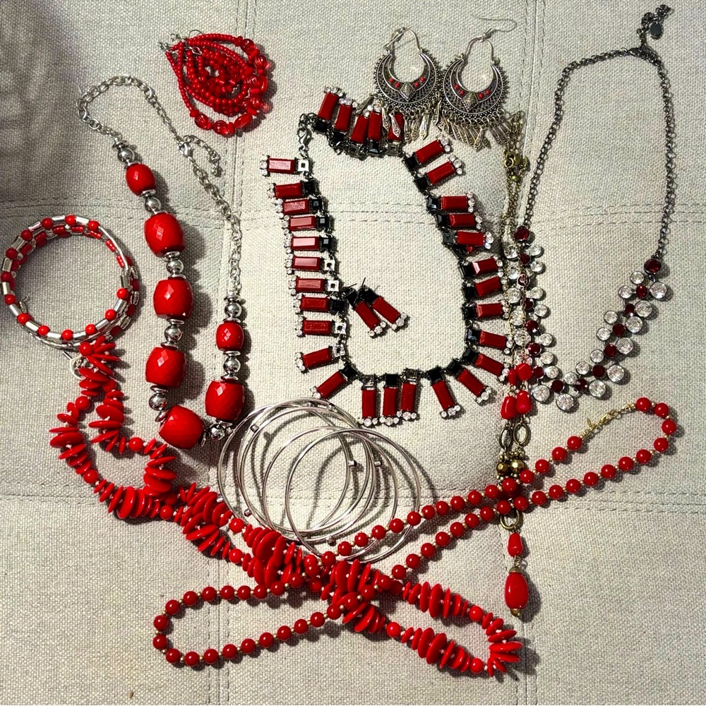 Red Jewelry Lot of 11. Necklaces, earrings and bangles. Some vintage some newer.